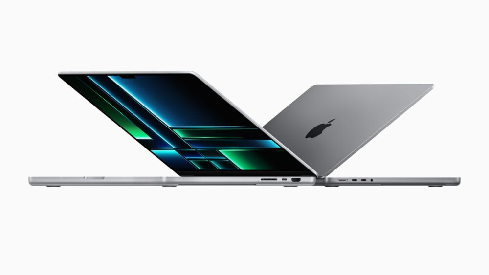 apple, źródło: https://www.apple.com/newsroom/images/product/mac/standard/Apple-MacBook-Pro-M2-Pro-and-M2-Max-hero-230117.jpg.landing-big_2x.jpg