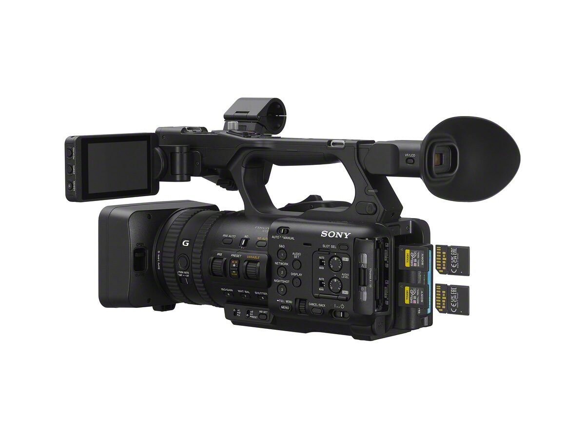 Sony PXW-Z200, HXR-NX800 - slot na karty pamięci