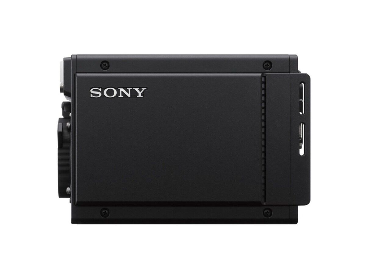 Sony HDC-P50A - widok z boku