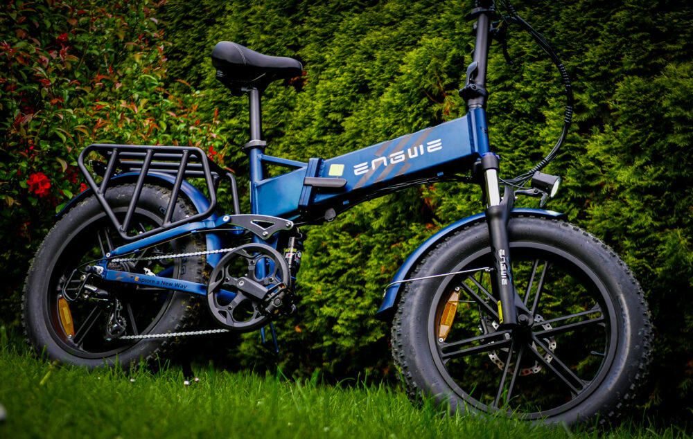 Elektryczny rower Engwe Engine Pro 2.0 w kolorze niebieskim