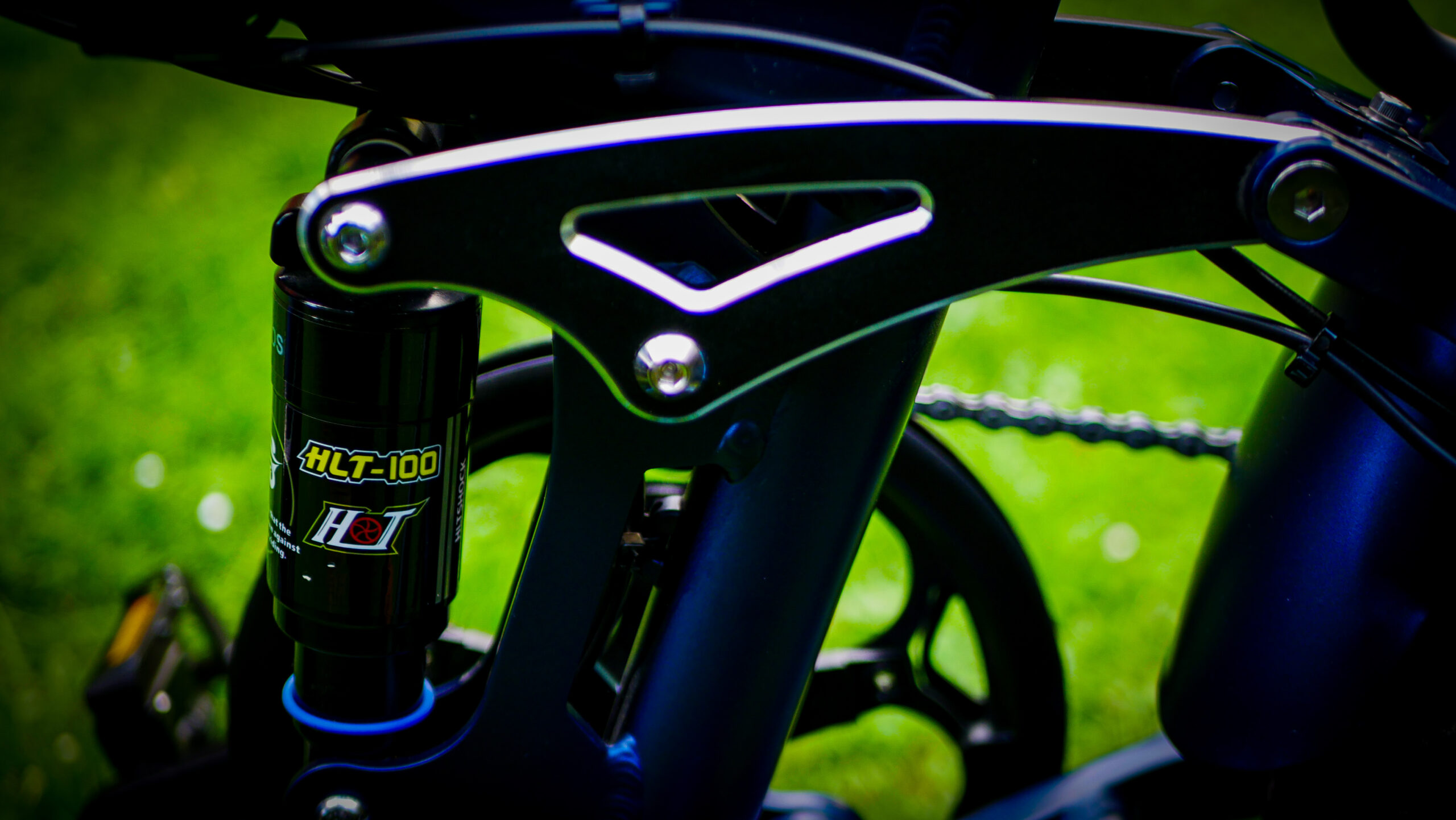 Elektryczny rower Engwe Engine Pro 2.0 w kolorze niebieskim