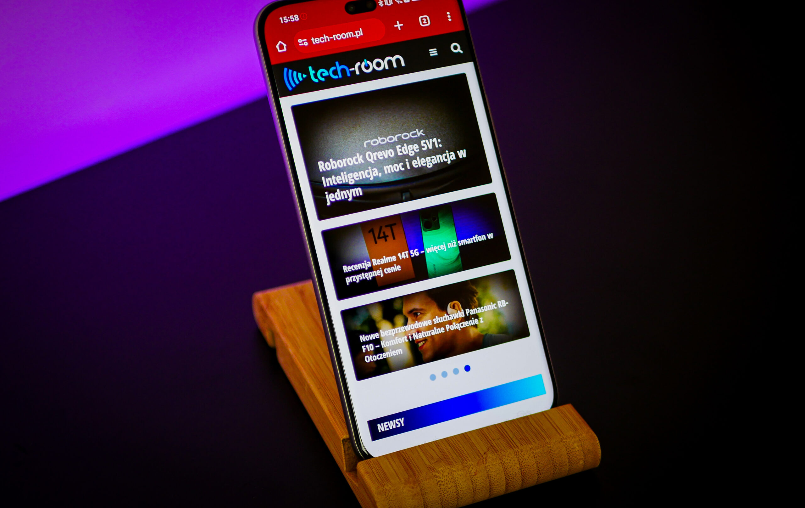 Smartfon Honor 400 PRO w wersji 512 GB z wyświetlaczem AMOLED i potrójnym aparatem