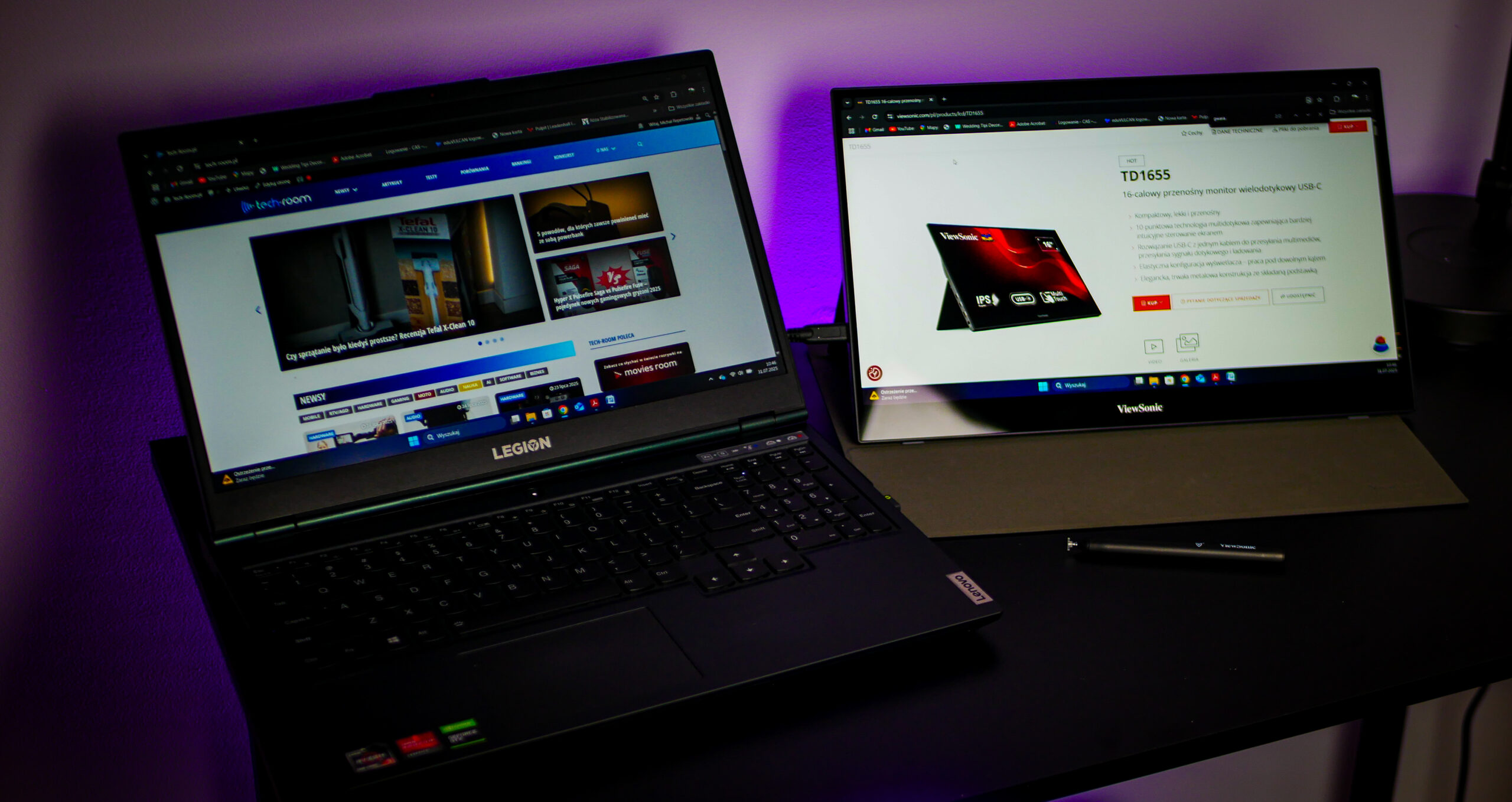 ViewSonic TD1655 – przenośny monitor dotykowy podłączony do laptopa