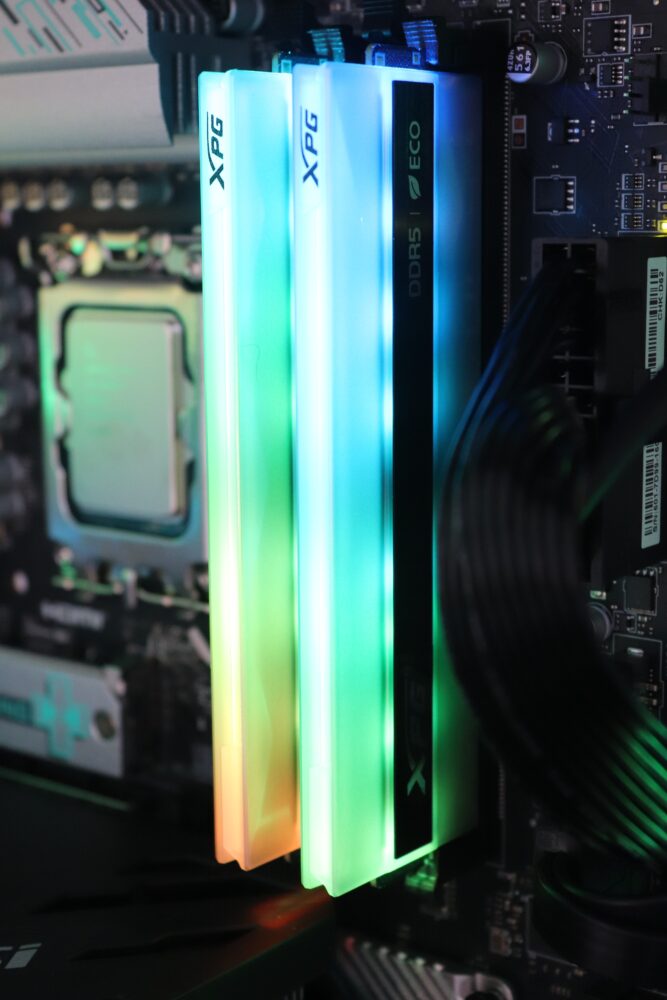 XPG Lancer Neon RGB DDR5