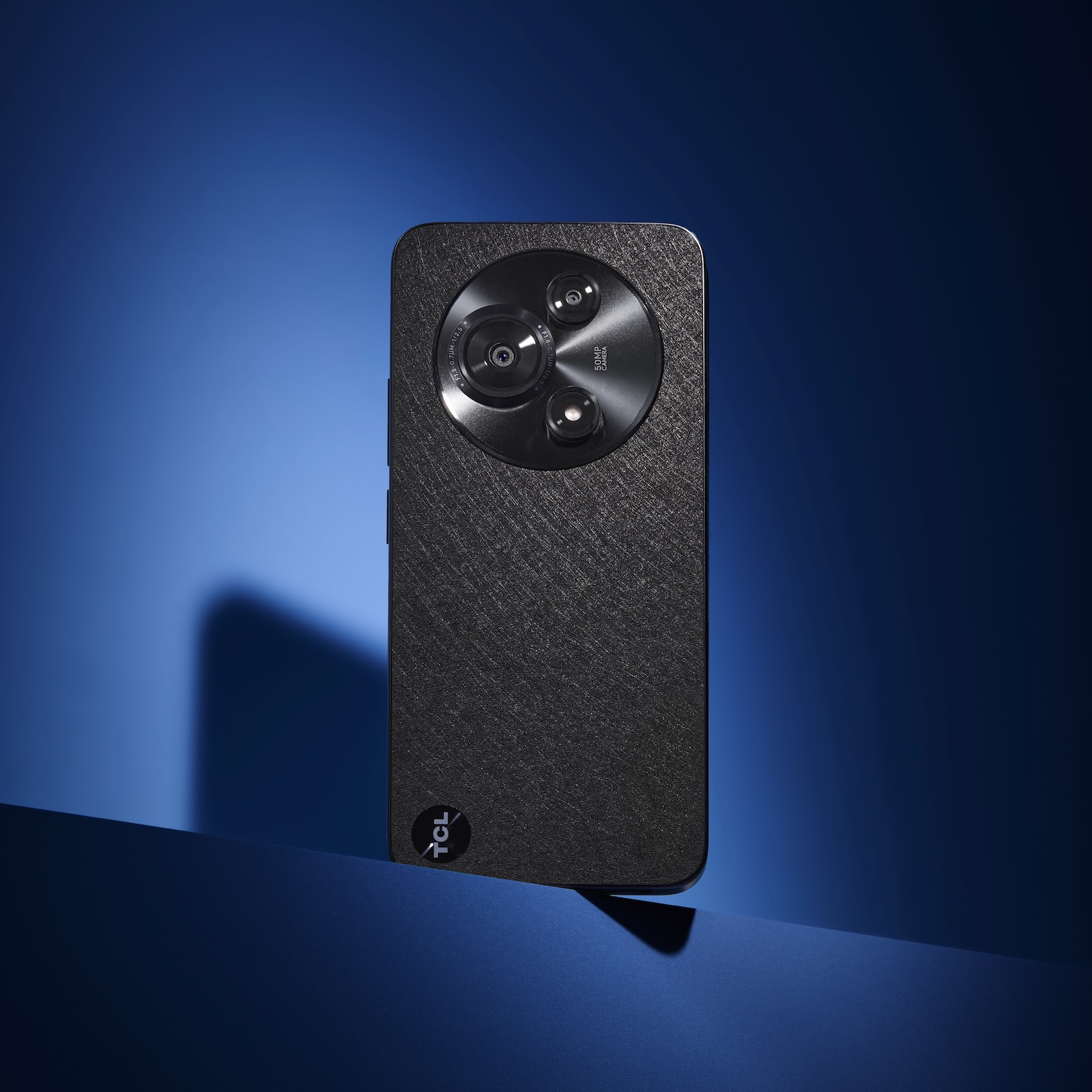 TCL 60 SE w kolorze Obsidian Black