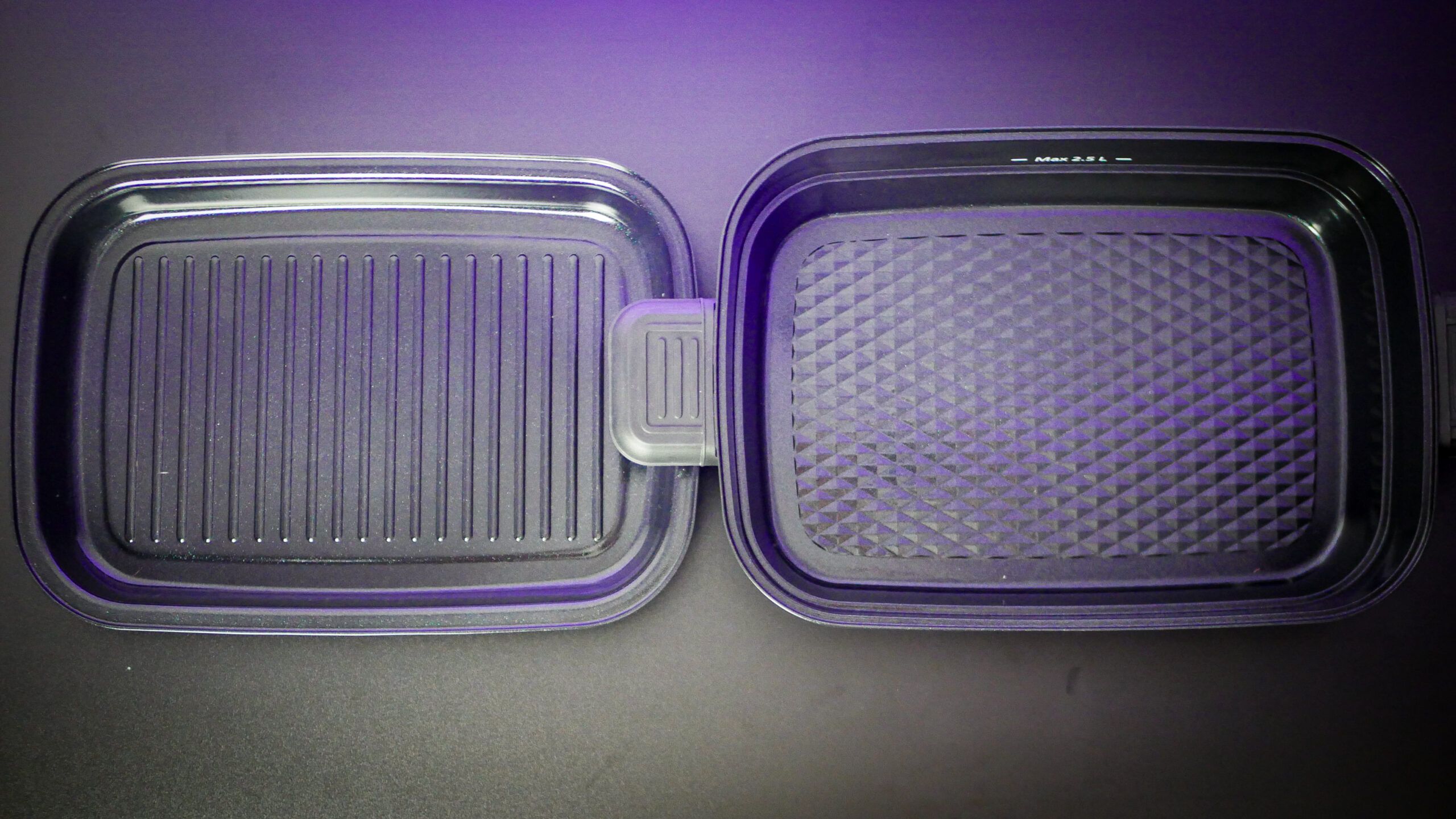 Panasonic NF-GM600 z wymiennymi płytami do gotowania