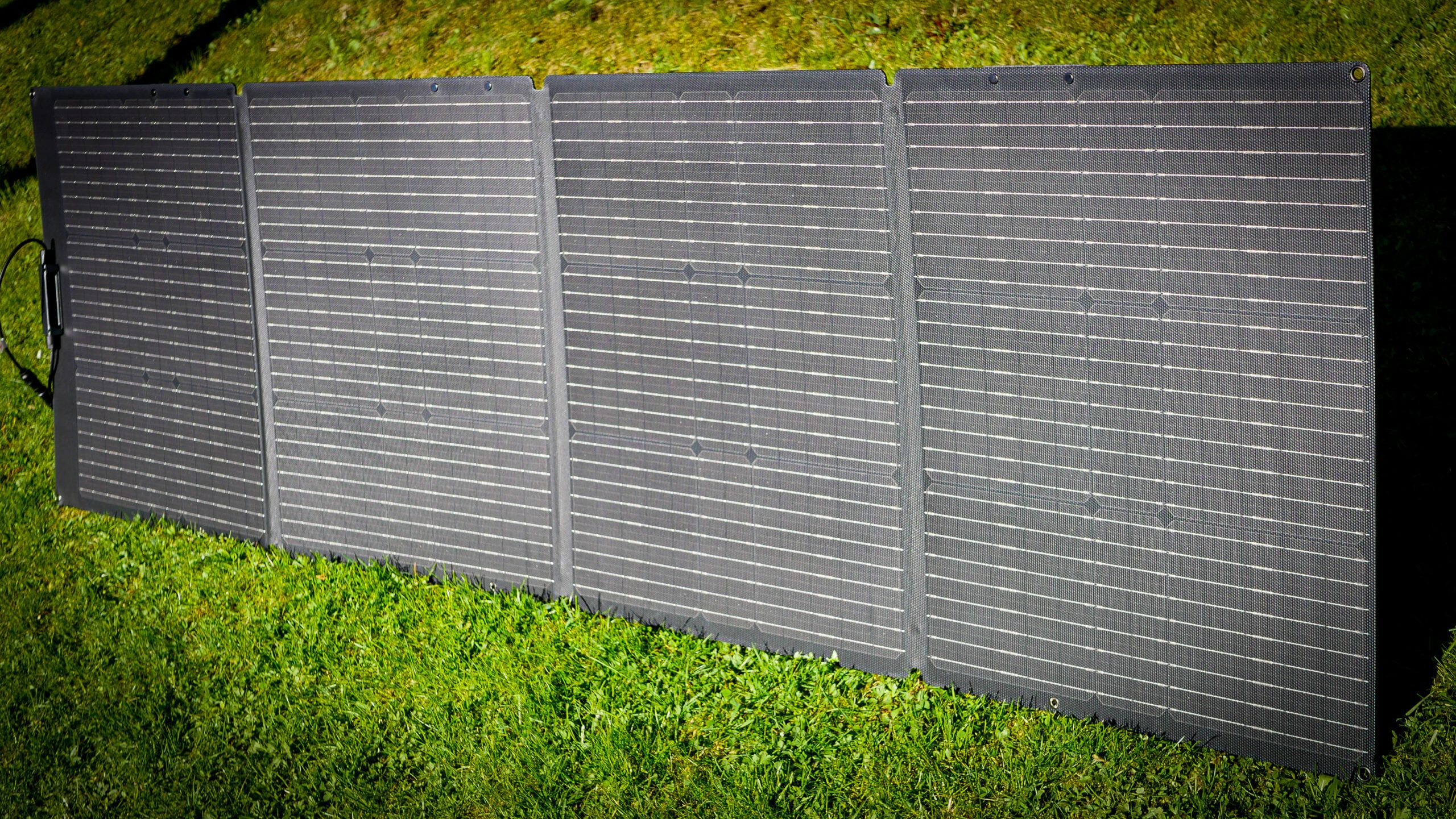 Ctolity SPC200 200W panel solarny złożony w formie torby transportowej