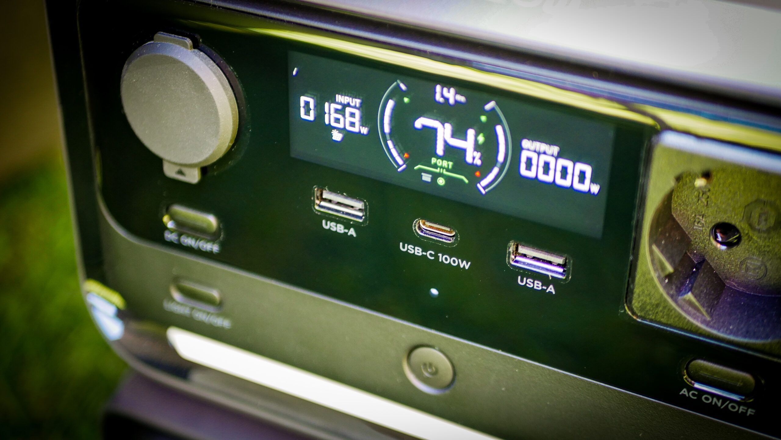 Panel Ctolity SPC200 podłączony do stacji zasilania