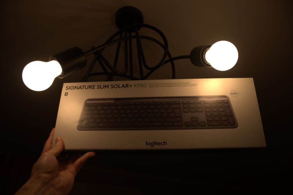 Logitech Slim Solar+ K980