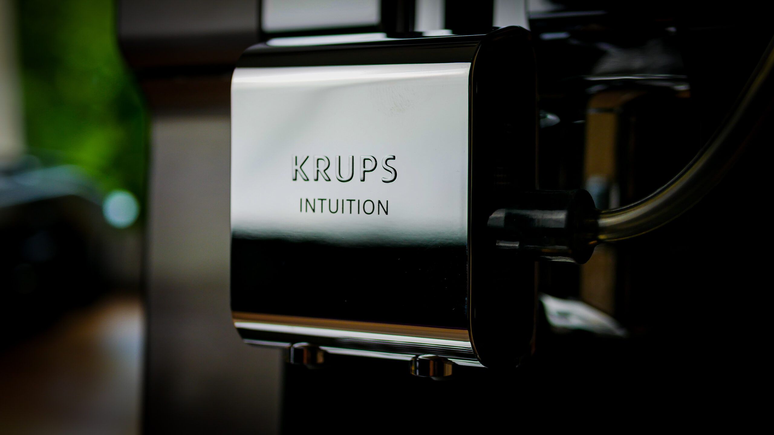 Ekspres automatyczny KRUPS Intuition Hot & Cold EA879N