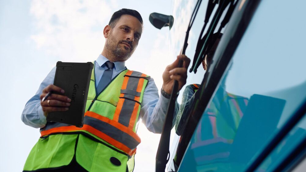 Getac ZX80W i ZX80W-EX - nowe wytrzymałe tablety z Windows 11 i AI