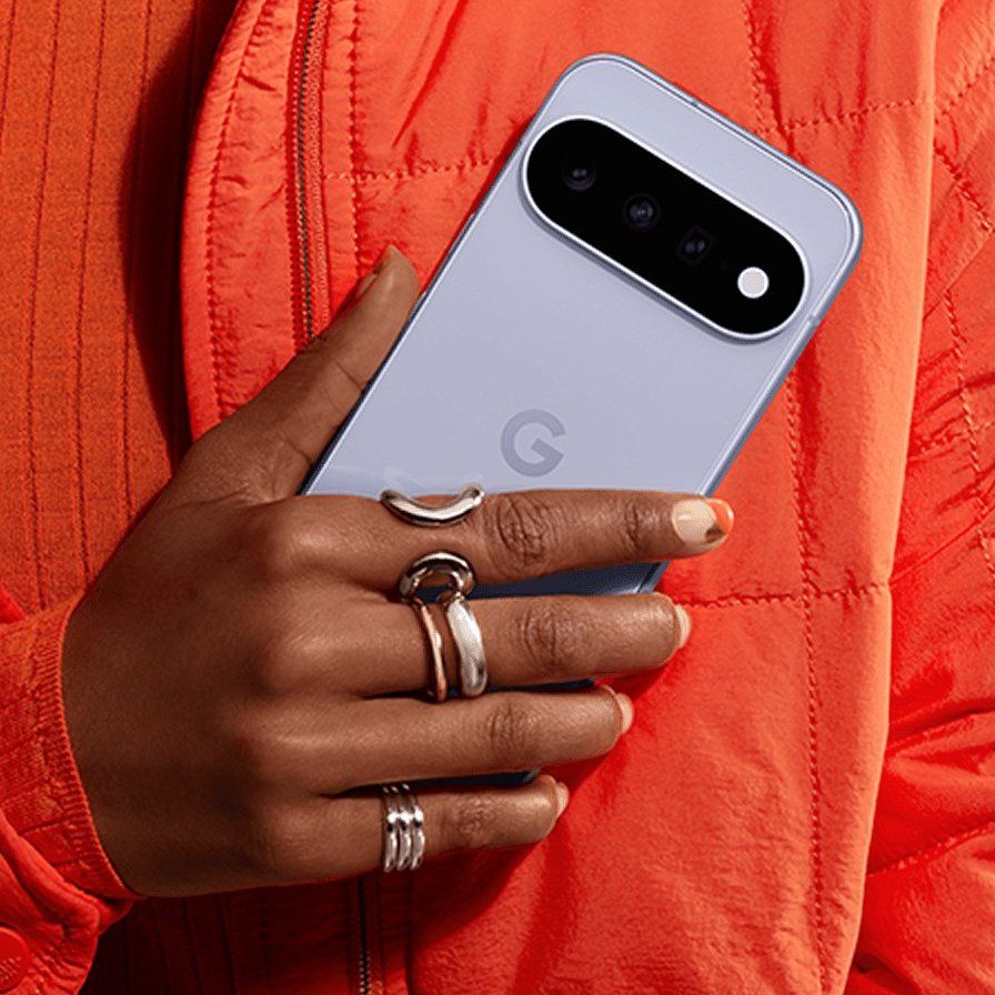 Google Pixel 11 - back