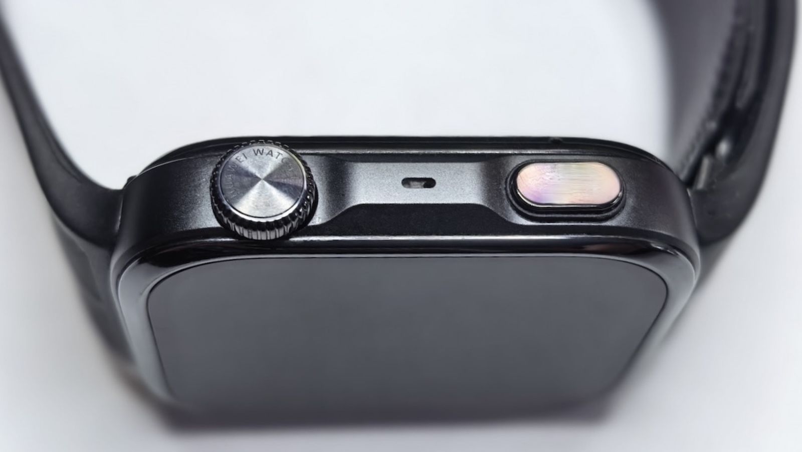 HUAWEI WATCH D3 - zbliżenie na koronę i przycisk funkcyjny