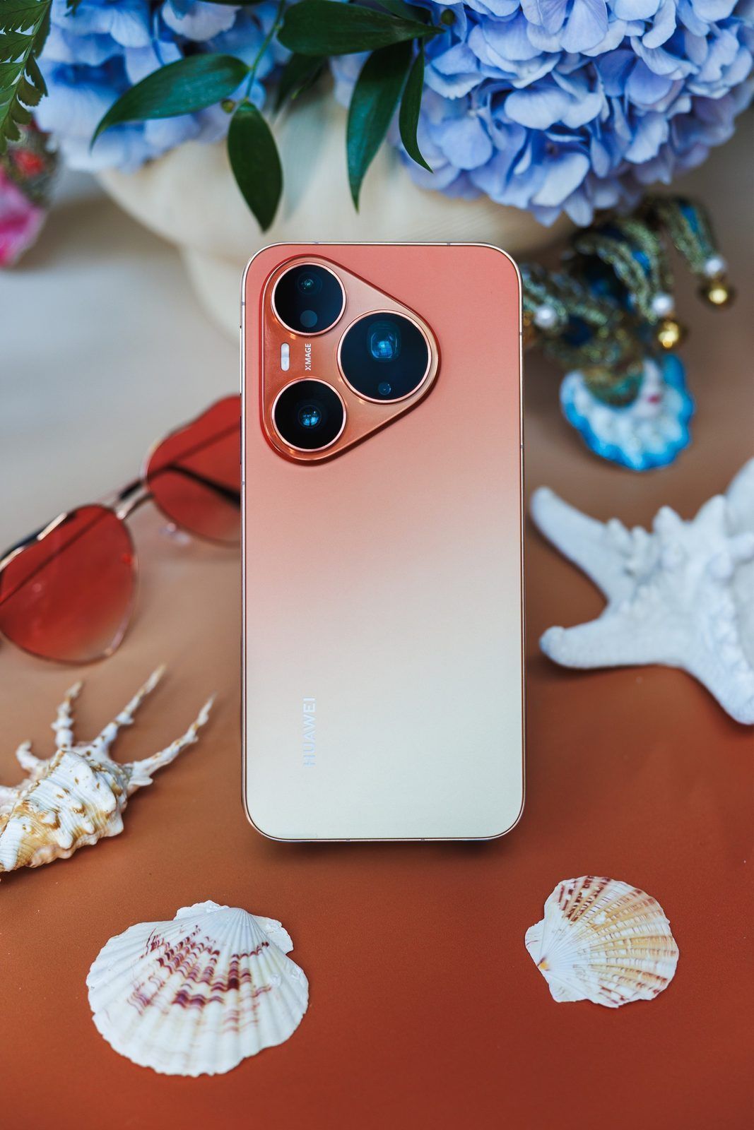 HUAWEI Pura 90s Pro Orange soda z systemem XMAGE